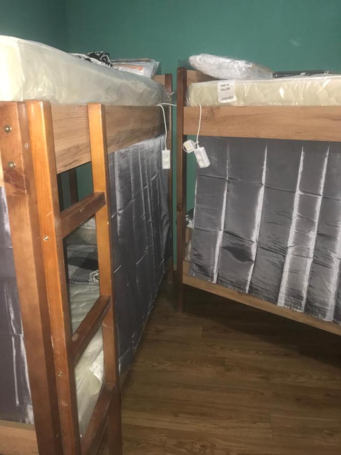 Ararat-Borschagovskaya Hostel Киев Екстериор снимка