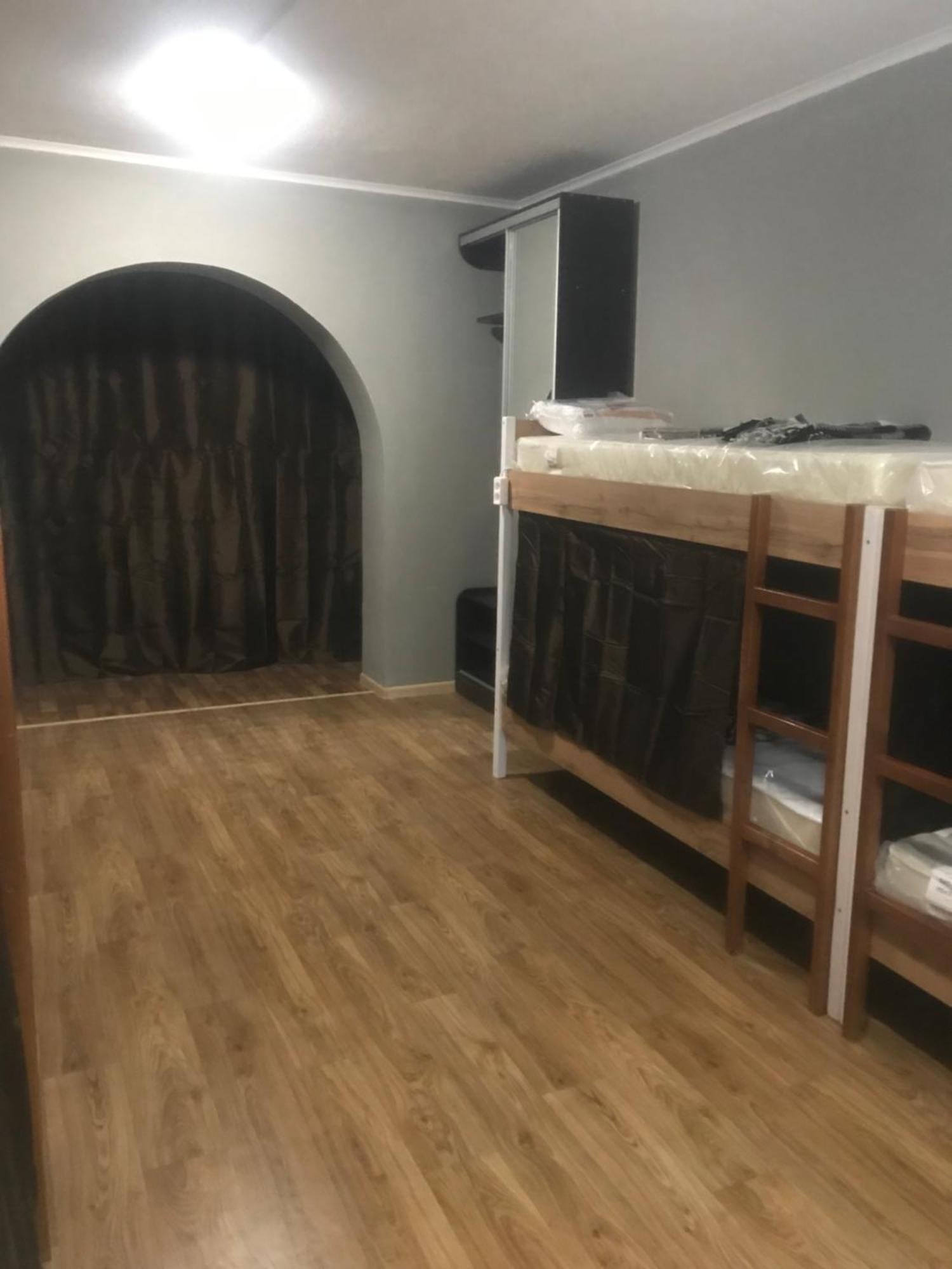 Ararat-Borschagovskaya Hostel Киев Екстериор снимка